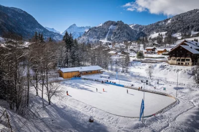 Les Contamines Montjoie la pista di pattinaggio in inverno