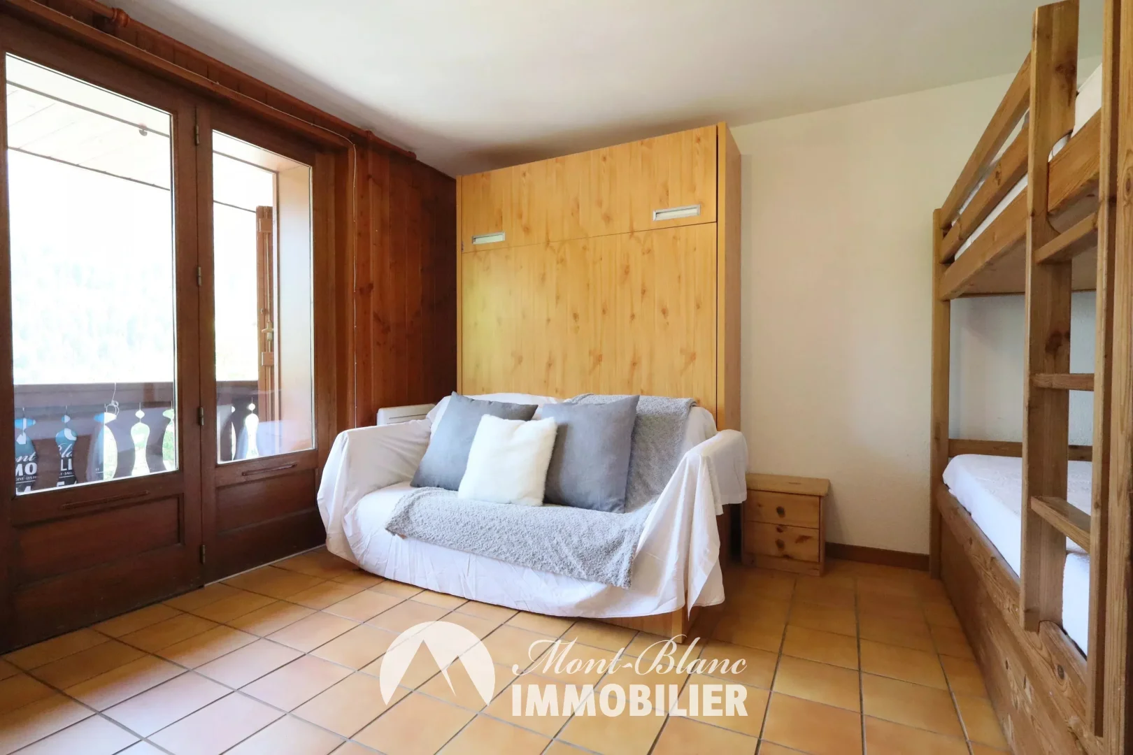 - Photo principale
